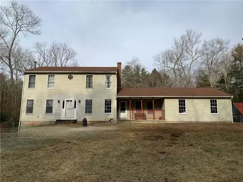 37 Anan Wade Rd, Glocester, RI 02857