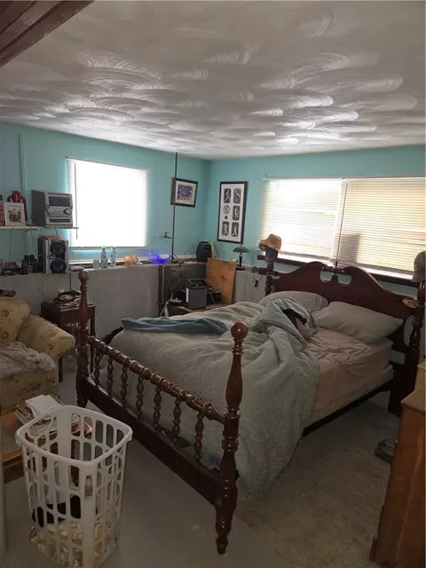 32 Longfellow Dr, Coventry, RI 02816 photo 5