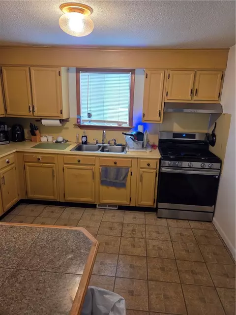 32 Longfellow Dr, Coventry, RI 02816 photo 25