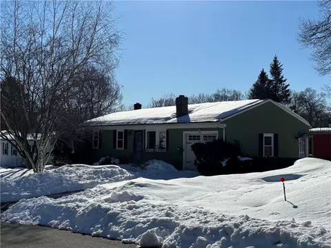 9 Yates Ave, Coventry, RI 02816