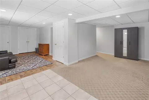 Entry Way - 65 Rolling Meadows Rd, Pascoag, RI 02859 photo 5 of 6