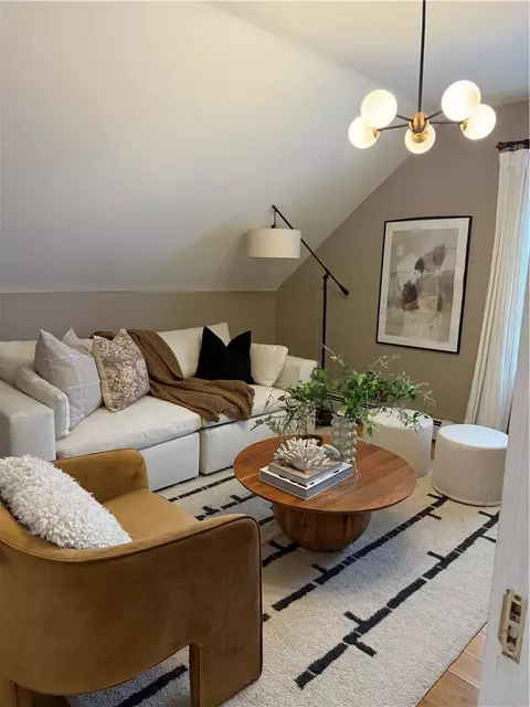 208 Sabin St, Pawtucket, RI 02860