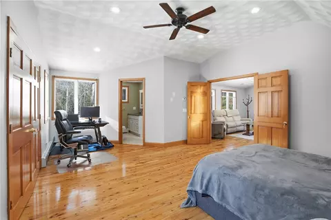 Bedroom - 339 Hog House Hill Rd, Exeter, RI 02822 photo 5 of 6