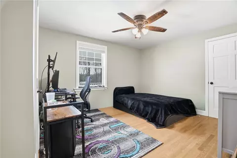 Bedroom - 339 Hog House Hill Rd, Exeter, RI 02822 photo 3 of 6