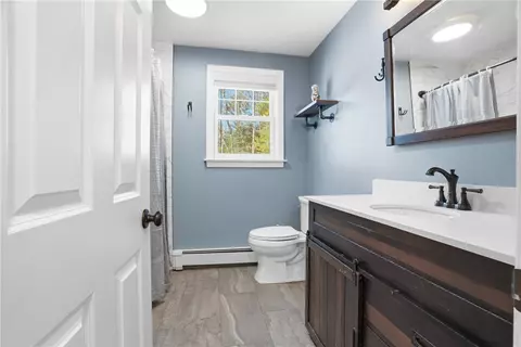 Bath - 339 Hog House Hill Rd, Exeter, RI 02822 photo 1 of 3