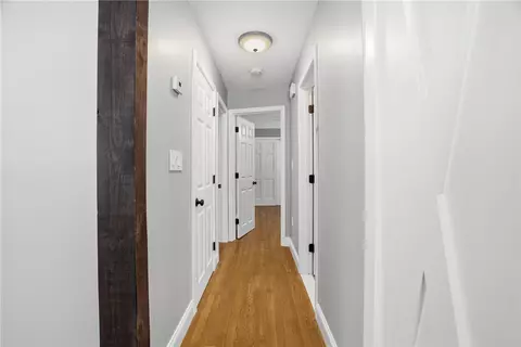 Entry Way - 339 Hog House Hill Rd, Exeter, RI 02822 photo 3 of 3