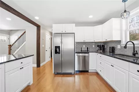 Kitchen - 339 Hog House Hill Rd, Exeter, RI 02822 photo 4 of 4