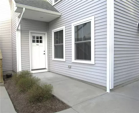 15 Jupiter Ln #A, Richmond, RI 02898