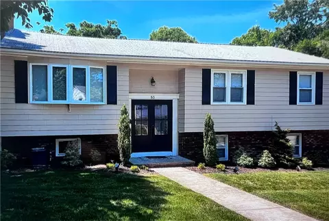 50 Briarwood Rd, Cranston, RI 02920
