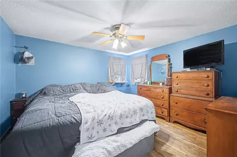 Bedroom - 374 Thibeault Ave, Woonsocket, RI 02895 photo 2 of 4