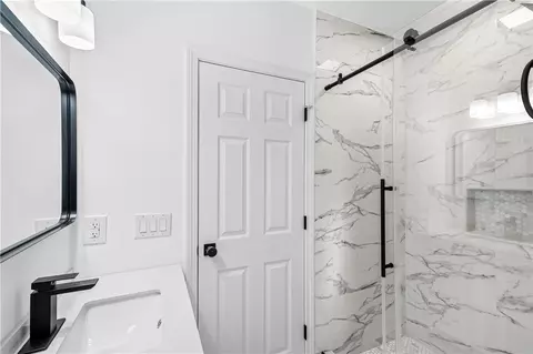 Bath - 7 Schilke Dr, Westerly, RI 02891 photo 6 of 6