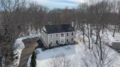 Exterior - 7 Schilke Dr, Westerly, RI 02891 photo 6 of 7