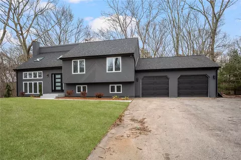 71 Woodmist Way, North Kingstown, RI 02852