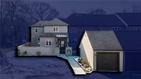 255 Seabreeze Dr, North Kingstown, RI 02852