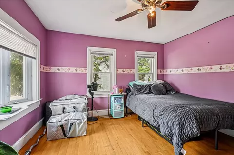 Bedroom - 26 Barton Ave, Warwick, RI 02889 photo 1 of 11