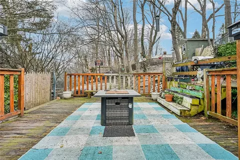 Exterior - 26 Barton Ave, Warwick, RI 02889 photo 3 of 5