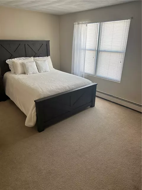 Bedroom - 36 Bleachery Ct, Warwick, RI 02886 photo 1 of 4