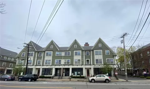 231 Douglas Ave #R-7, Providence, RI 02908