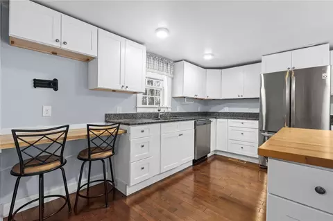 Kitchen - 32 Pilgrim Ave, Coventry, RI 02816 photo 6 of 6