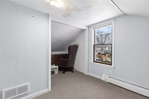 Bedroom - 32 Pilgrim Ave, Coventry, RI 02816 photo 1 of 4