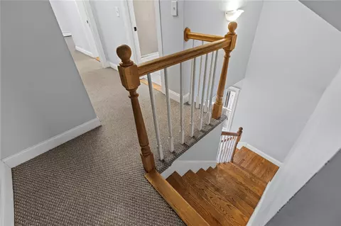 Entry Way - 32 Pilgrim Ave, Coventry, RI 02816 photo 8 of 8