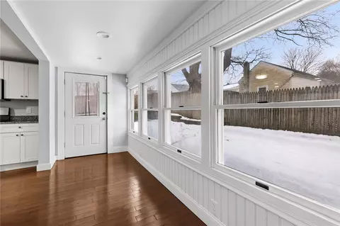 Entry Way - 32 Pilgrim Ave, Coventry, RI 02816 photo 5 of 8
