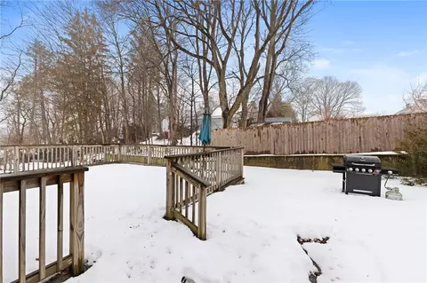 Exterior - 32 Pilgrim Ave, Coventry, RI 02816 photo 4 of 4