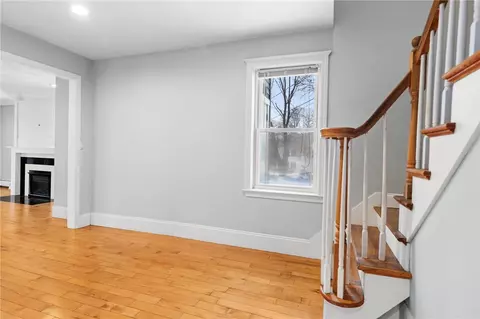 Living - 32 Pilgrim Ave, Coventry, RI 02816 photo 6 of 8