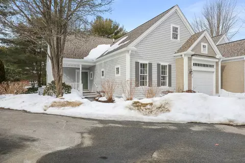 2 Applewood Ct, Bourne, MA 02532