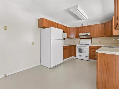 Kitchen - 1082 Hancock St, Fall River, MA 02721 photo 6 of 8