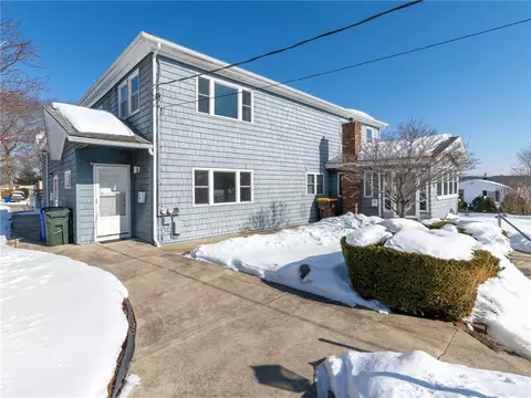 Exterior - 1082 Hancock St, Fall River, MA 02721 photo 2 of 3