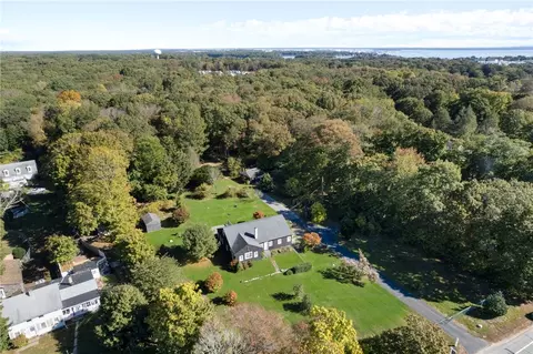 159 Ten Rod Rd, North Kingstown, RI 02852