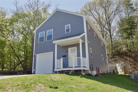 99 1st St, East Providence, RI 02914
