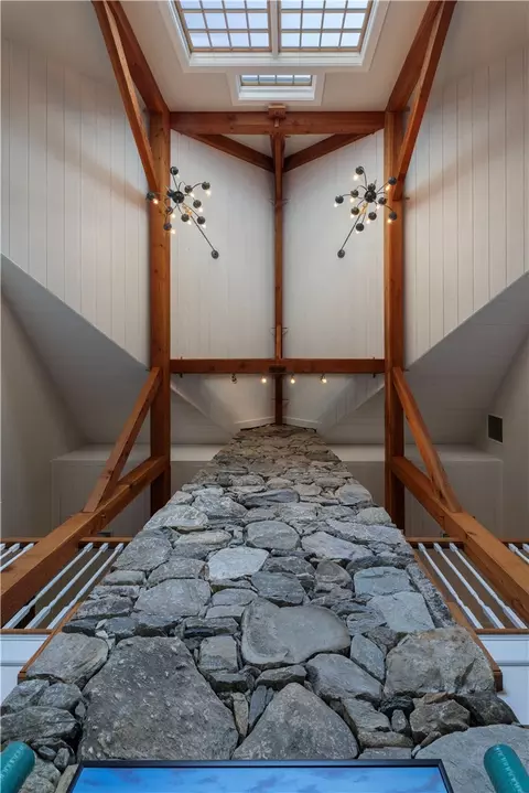 Entry Way - 11 Bucks Trl, Westerly, RI 02891 photo 2 of 3