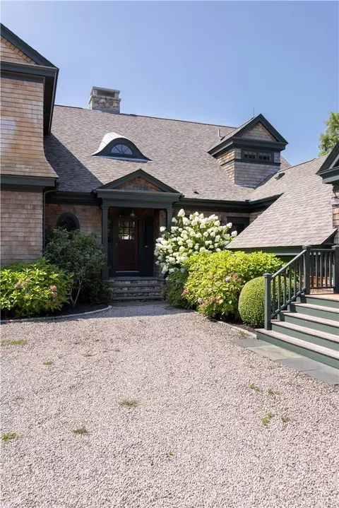 Exterior - 11 Bucks Trl, Westerly, RI 02891 photo 2 of 7