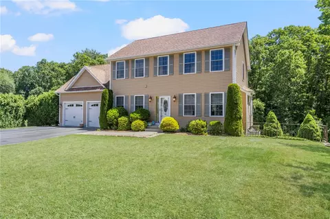 78 Ginger Trl, Coventry, RI 02816
