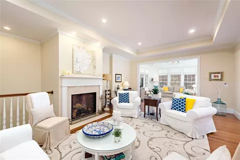 Living - 8 Kettle Close, Westerly, RI 02891 photo 2 of 4