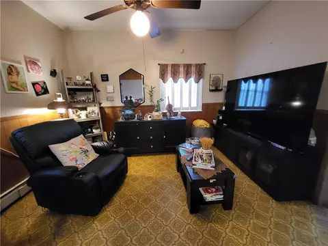 Living - 123 4th Ave, Woonsocket, RI 02895 photo 3 of 3
