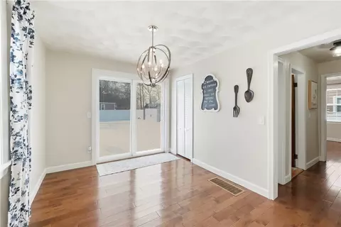 175 Pettaconsett Ave, Warwick, RI 02888 photo 25