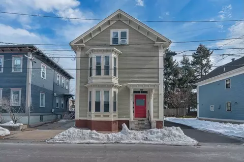 86 Tobey St, Providence, RI 02909