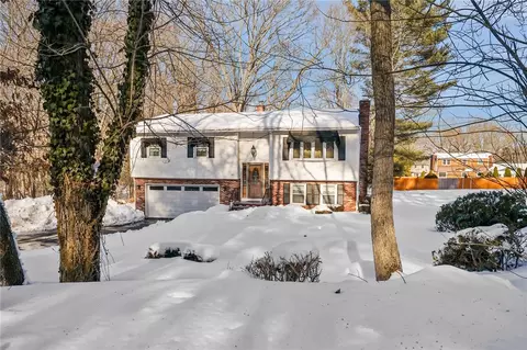 49 Orchard Ave, Johnston, RI 02919
