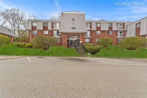 300 Smithfield Rd #2-16, North Providence, RI 02904