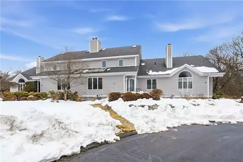 83 Oceanwoods Dr, North Kingstown, RI 02852