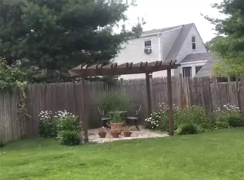 Exterior - 205 Payton Ave, Warwick, RI 02889 photo 3 of 9