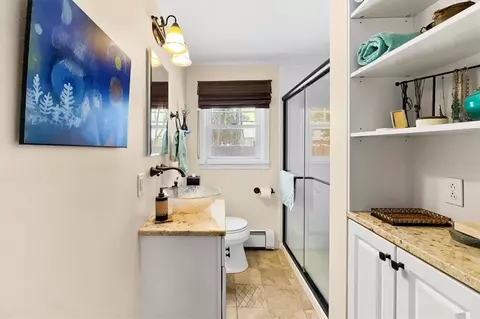 Bath - 205 Payton Ave, Warwick, RI 02889 photo 1 of 1