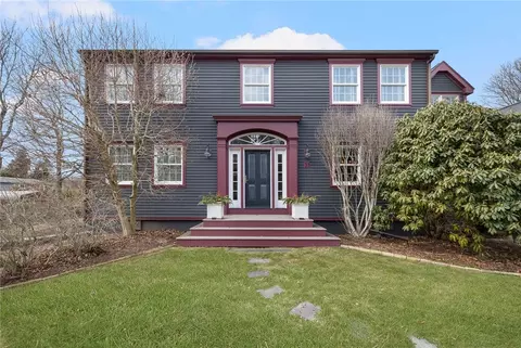 31 Buloid Ave, Jamestown, RI 02835