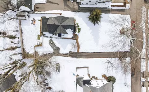 View/Area - 16 Spring St, Westerly, RI 02891 photo 1 of 2