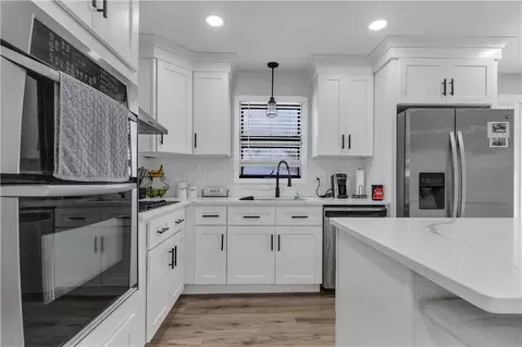 30 Bennett Dr, Johnston, RI 02919