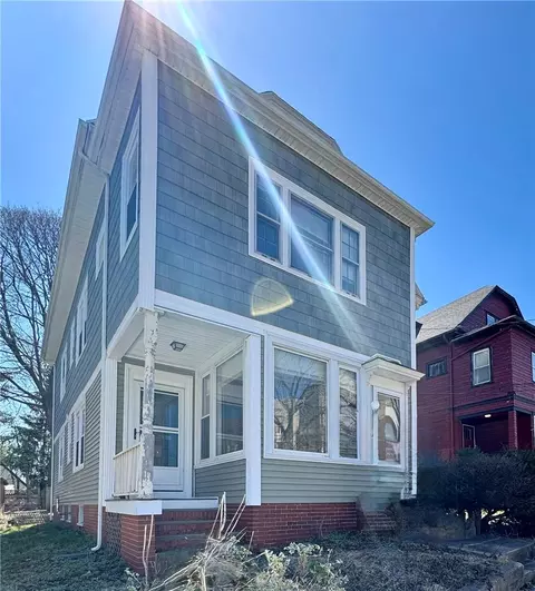 25 Sessions St, Providence, RI 02906