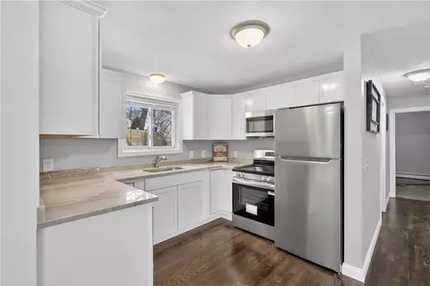 3 Cassisi Ct, North Providence, RI 02904